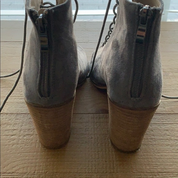 Spring Booties - Picture 3 of 4